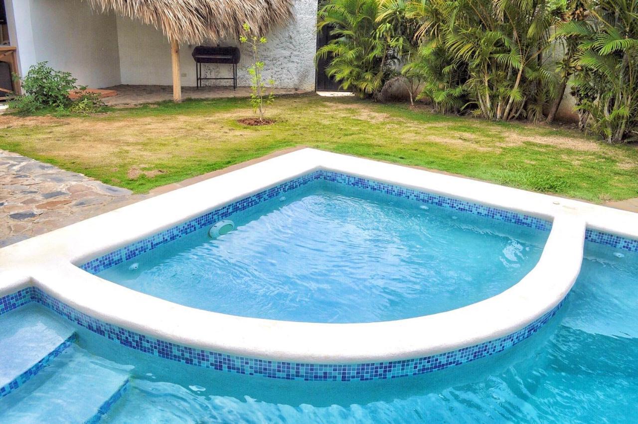De Luz Hotel El Limon エクステリア 写真