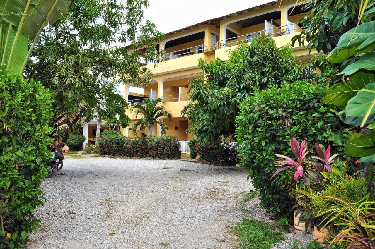 De Luz Hotel El Limon エクステリア 写真
